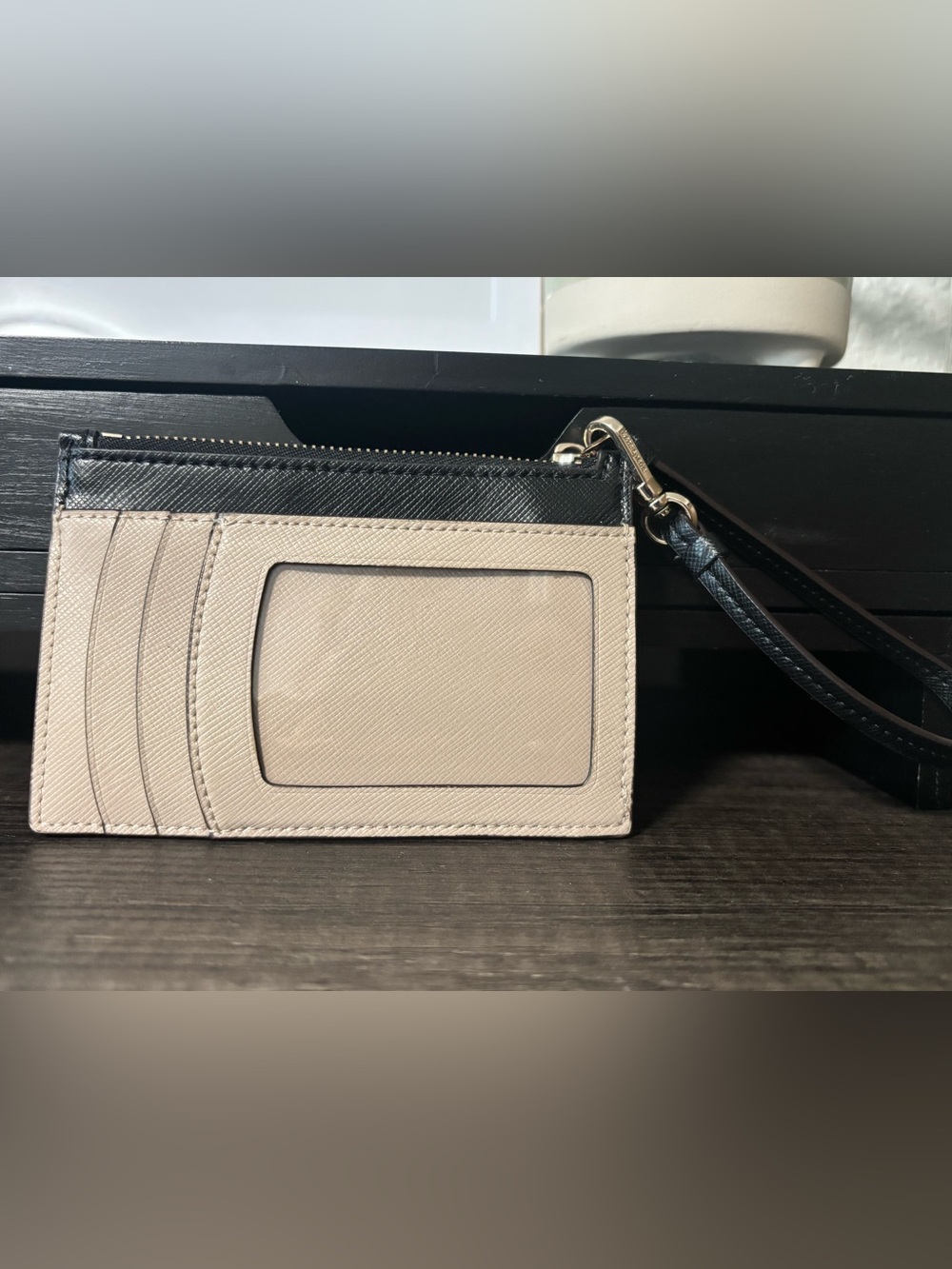 kate spade Two-Tone Black and Cream Card Holder Wristlet - Picture 3 of 12